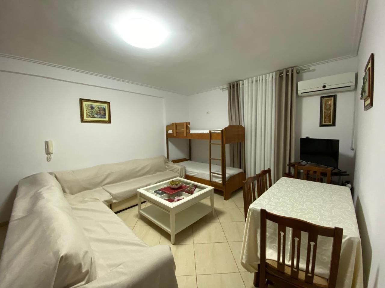 Olive Tree Apartment Sarandë Exterior foto