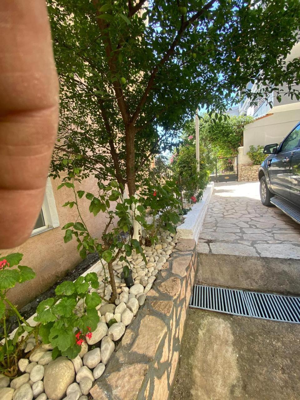 Olive Tree Apartment Sarandë Exterior foto