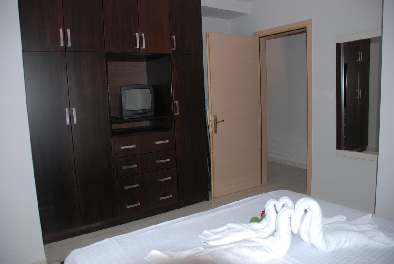 Olive Tree Apartment Sarandë Exterior foto